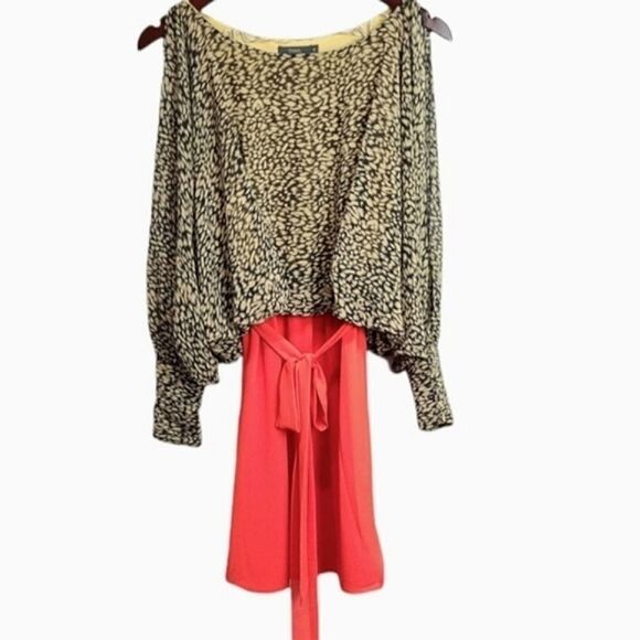 THML Blouson‎ Midi Open Shoulder Dress Size Medium - Picture 1 of 9